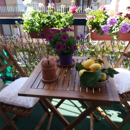 Casa Vacanze Demetra Apartment Bagheria Bagian luar foto