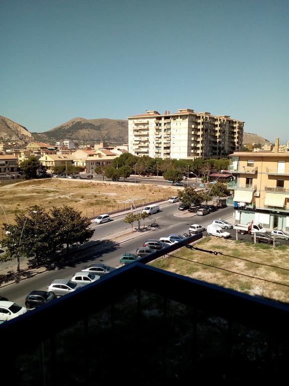Casa Vacanze Demetra Apartment Bagheria Bagian luar foto