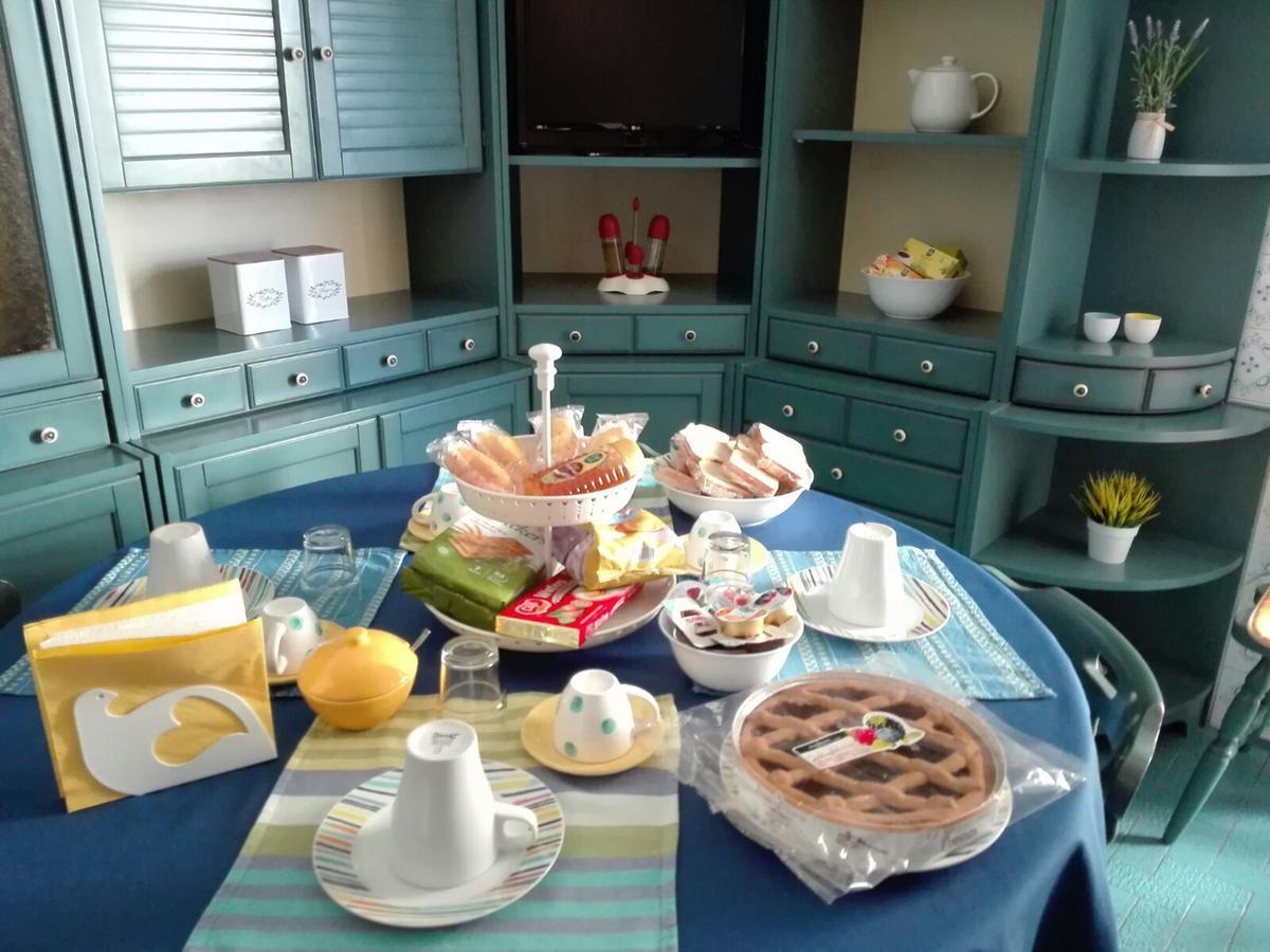 Casa Vacanze Demetra Apartment Bagheria Bagian luar foto