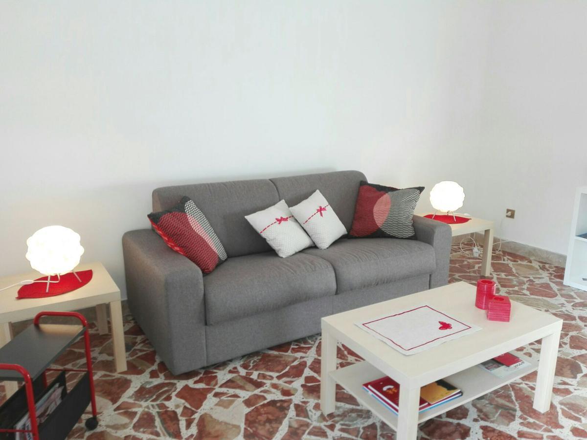 Casa Vacanze Demetra Apartment Bagheria Bagian luar foto
